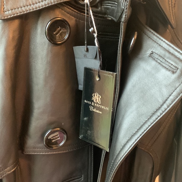 LEATHER BELTED TRENCH - Picture 4 of 5